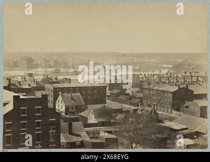 Blick auf den James River und einen Teil der Stadt Richmond mit Blick westlich vom Libby Hill, Bürgerkriegsfotos 1861-1865 Stockfoto