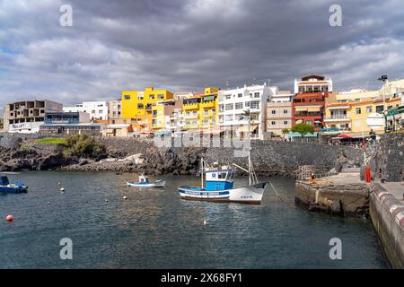 Place und Hafen Los Abrigos, Teneriffa, Kanarische Inseln, Spanien Stockfoto