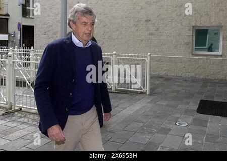 Bergamo, Italien. Mai 2024. Avvocato della famiglia Ganbirasio Pezzotta Andrea - Caso Yara Ganbirasio, Revisione reperti processo Massimo Bossetti, 13 Maggio 2024 - Bergamo Italia ( Foto Tiziano Mazoni/LaPresse) Rechtsanwalt der Familie Ganbirasio Pezzotta Andrea - Yara Ganbirasio Fall, Überblick über die Ausstellungsstücke Massimo Bossetti, 13 Mai 2024 - Bergamo Italien (Foto Tiziano Mazoni/LaPresse) Credit: LaPresse/Alamy Live News Stockfoto