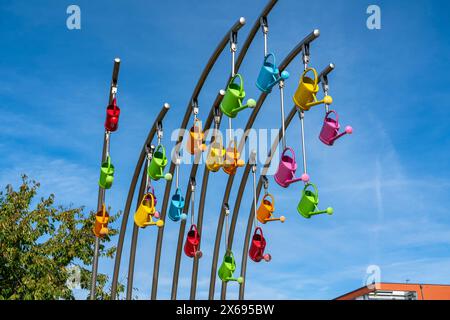 Ostfildern - Scharnhauser Park, der Froschwasserbrunnen ist Teil der dreiteiligen Installation Lustgarten, die 2002 für die Landesgartenschau Ostfildern von der Stuttgarter Künstlerin rosalie geschaffen wurde Stockfoto