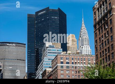 Bürogebäude von der Park Avenue in Murray Hil, 2024, NYC, USA Stockfoto