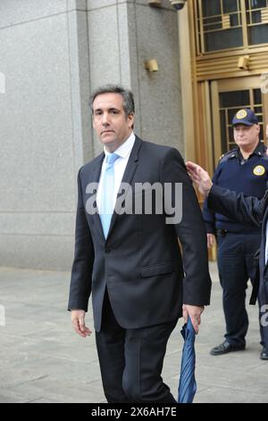 Michael Cohen verlässt das Gebäude des New Yorker Bundesgerichtshofs nach einem Tag von Anhörungen bezüglich Hush Money Payments im Namen von Donald Trump an Stormy Daniels vor der Präsidentschaftswahl 2016. Stockfoto