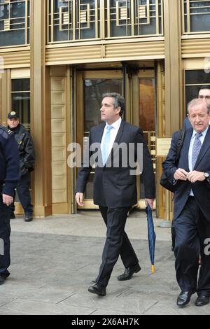 Michael Cohen verlässt das Gebäude des New Yorker Bundesgerichtshofs nach einem Tag von Anhörungen bezüglich Hush Money Payments im Namen von Donald Trump an Stormy Daniels vor der Präsidentschaftswahl 2016. Stockfoto