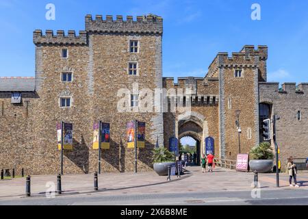 Cardiff Castle South Gate, Cardiff, Wales Stockfoto