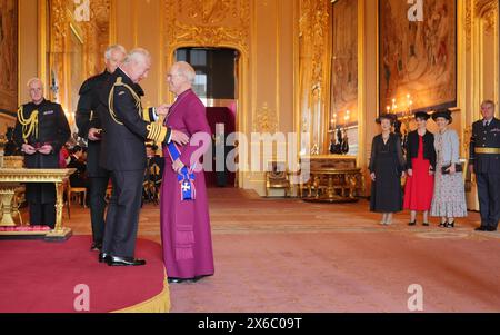 Justin Welby aus London, Erzbischof von Canterbury, wird von König Karl III. In Windsor Castle zum Ritterkreuz des Königlich-viktorianischen Ordens ernannt. Die Ehre würdigt Verdienste anlässlich der Krönung von König Karl III. Und Königin Camilla. Bilddatum: Dienstag, 14. Mai 2024. Stockfoto