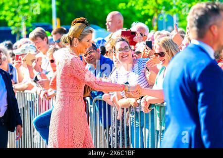Hogeland, Niederlande. Mai 2024. Königin Maxima von den Niederlanden besucht das Hogeland in der Provinz Groningen am 14. Mai 2024 für einen Regionalbesuch besuchen sie Winsum, Zoutkamp, Noordpolderzijl, Stedum en Bedum Credit: Albert Nieboer/Netherlands OUT/Point de Vue OUT/dpa/Alamy Live News Stockfoto