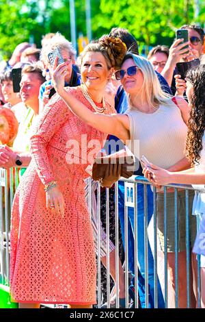 Hogeland, Niederlande. Mai 2024. Königin Maxima von den Niederlanden besucht das Hogeland in der Provinz Groningen am 14. Mai 2024 für einen Regionalbesuch besuchen sie Winsum, Zoutkamp, Noordpolderzijl, Stedum en Bedum Credit: Albert Nieboer/Netherlands OUT/Point de Vue OUT/dpa/Alamy Live News Stockfoto