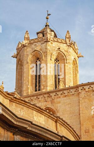 Tarragonas Kathedrale Saint Thecla, erbaut von 1170 bis 1331 in einer Mischung aus romanischen und gotischen Stilen Stockfoto