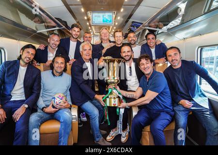 Mailand, Italien. Mai 2024. Die Legenden starten vom Bahnhof Mailand Centrale mit der Trophäe Coppa Italia nach Roma Termini für das Finale zwischen Atalanta und Juventus am Dienstag, 14. Mai 2024. Sport - Fußball . (Foto: Spada/LaPresse) Credit: LaPresse/Alamy Live News Stockfoto