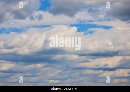 Landschaft mit Wolkenbildung Stockfoto