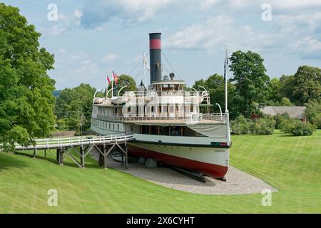 Ticonderoga. Dampfschiff mit Seitenrad. Shelburne Museum, Shelburne, Burlington, New Hampshire, Vereinigte Staaten von Amerika Stockfoto