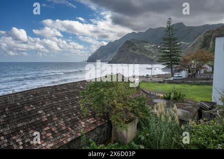 Küstenlandschaft von Porto da Cruz, Medeira, Portugal Stockfoto