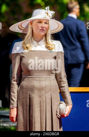 Oslo, Norwegen. Mai 2024. Die norwegische Kronprinzessin Mette Marit nimmt an der Zeremonie der Wreath-Verlegung am Nationaldenkmal in Oslo Teil Stockfoto