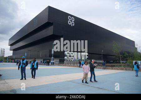 Ein Blick auf die Co-op Live Arena in Manchester. In der unruhigen Arena heißt es, dass sie eine Inspektion abgeschlossen hat und nach einer Reihe von Verzögerungen eröffnet wird. Die größte Indoor-Arena Großbritanniens vertagte ihre Eröffnungsshow, nachdem ein Teil der Lüftungs- und Klimaanlagen während eines Soundcheck von der Decke zu Boden gefallen war. Bilddatum: Dienstag, 14. Mai 2024. Stockfoto