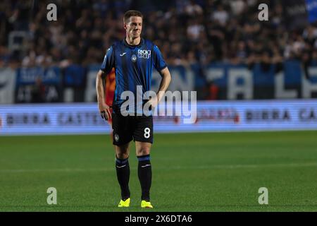 Bergamo, Italien. Mai 2024. Italien, Bergamo, 12. Mai 2024: Mario Pasalic (Atalanta) wartet auf einen Torwartwurf in der zweiten Hälfte während des Fußballspiels Atalanta BC vs AS Roma, Tag 36 Serie A Tim 2023-2024 Gewiss StadiumAtalanta BC vs AS Roma, Lega Calcio Serie A 2023/2024 Tag 36 im Gewiss Stadium (Foto: Fabrizio Andrea Bertani/Pacific Press/SIPA USA) Guthaben: SIPA USA/Alamy Live News Stockfoto