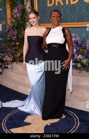 New York, Usa. Mai 2024. Hannah Dodd und Adjoa Andoh nehmen an Netflix ''Bridgerton''-Weltpremiere in der Alice Tully Hall, Lincoln Center, in New York, USA, Teil. am 13. Mai 2024. (Foto von Thenews2/NurPhoto) Credit: NurPhoto SRL/Alamy Live News Stockfoto