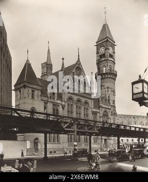 Jefferson Market Court, südwestliche Ecke Sixth Avenue und West 10th Street, New York City, New York, USA, Berenice Abbott, Federal Art Project, Changing New York, Oktober 1935 Stockfoto