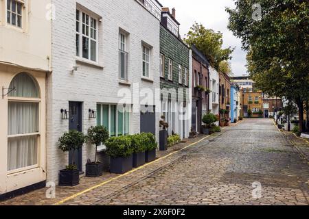 Montagu Mews West, W1, London, Sonntag, 28. April, 2024. Foto: David Rowland / One-Image.com Stockfoto