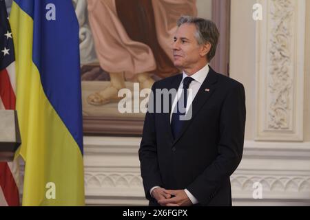 Nicht exklusiv: KIEW, UKRAINE - 14. MAI 2024 - US-Außenminister Antony Blinken wird während seines Besuchs im Kyiv-Polytechnikum Ihor Sikorski abgebildet Stockfoto