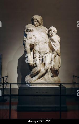 Florenz, Italien - 29. Dezember 2023: Palestrina Pieta von Michelangelo Buonarroti in der Galleria dell'Accademia di Firenze, oder Galerie der Akademie Stockfoto