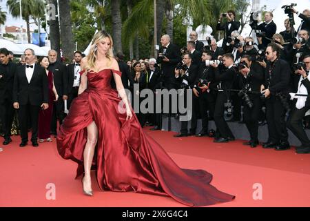 Heidi Klum bei der Eröffnungszeremonie und DIE ZWEITE AKTPREMIERE bei den 77. Filnfestspielen in Cannes 14.05.2024 *** Heidi Klum bei der Eröffnungszeremonie und DER ZWEITEN AKTPREMIERE beim 77. Filmfestival in Cannes 14 05 2024 Stockfoto