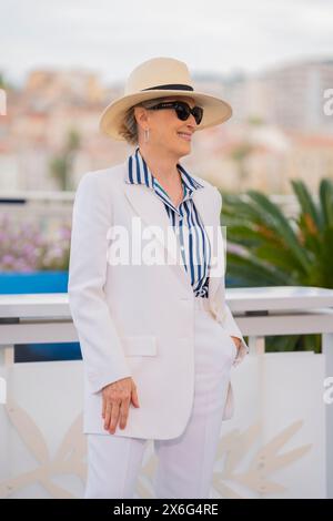 CANNES, FRANKREICH – 14. MAI: Meryl Streep nimmt an einem Fotogespräch Teil und erhält eine Ehrenpalme beim 77. Filmfestival in Cannes im Palais des Stockfoto