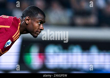 Bergamo, Italien. Mai 2024. Evan Ndicka (5 Roma) während des Serie A Spiels zwischen Atalanta BC und AS Roma im Gewiss Stadium in Bergamo, Italia Soccer (Cristiano Mazzi/SPP) Credit: SPP Sport Press Photo. /Alamy Live News Stockfoto