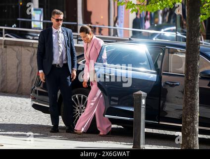 Stockholm, Schweden. Mai 2024. Kronprinzessin Victoria am 25. Jahrestag des Strama-Tages in Hasselbacken in Stockholm. Strama ist das nationale Netzwerk, das gegen Antibiotikaresistenzen mit dem Ziel arbeitet, Antibiotika als wirksame Medikamente gegen bakterielle Infektionen zu erhalten. Stockholm, Schweden am 15. Mai 2024.Foto: Anders Wiklund/TT/Code 10040 Credit: TT News Agency/Alamy Live News Stockfoto