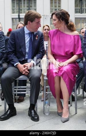 Madrid, Spanien. Mai 2024. Sabel Diaz Ayuso und José Luis Martínez-Almeida nehmen an den Ehrenprämien des Madrider Stadtrates San Isidro im Kristallpalast in Madrid Teil, 15. Mai 2024 Spanien Credit: SIPA USA/Alamy Live News Stockfoto