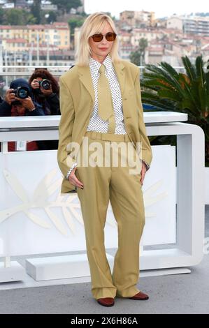 Emmanuelle Beart beim Photocall der Camera d or Jury auf dem Festival de Cannes 2024 / 77. Internationale Filmfestspiele von Cannes am Palais des Festivals. Cannes, *** Emmanuelle Beart bei der Camera d or Jury Photocall beim Festival de Cannes 2024 77 Internationale Filmfestspiele im Palais des Festivals Cannes, Foto:xD.xBedrosianx/xFuturexImagex camera 4514 Stockfoto