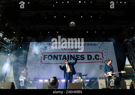 Fontaines D.C. tritt beim Release Athens Festival in Plateia Nerou/Griechenland auf, Juni 2019 Stockfoto