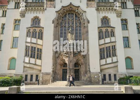 Amtsgericht Wedding, Brunnenplatz, Gesundbrunnen, Mitte, Berlin, Deutschland *** Amtsgericht Wedding, Brunnenplatz, Gesundbrunnen, Mitte, Berlin, Deutschland Stockfoto