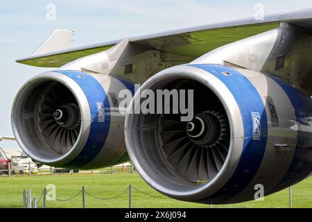 Kemble, Cotswolds, England, Vereinigtes Königreich - 13. April 2024: Nahaufnahme der Düsenmotoren eines Boeing 747 Jumbo-Jets Stockfoto