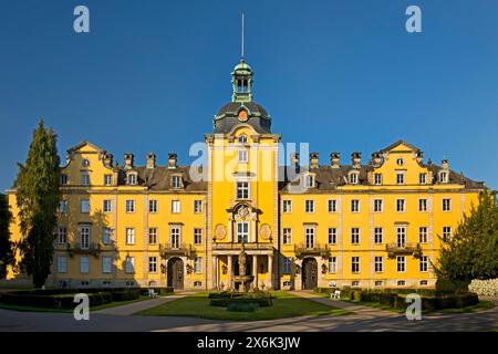 Vorderansicht des Schlosses Bueckeburg, Stammsitz des Hauses Schaumburg-Lippe, Bueckeburg, Niedersachsen, Deutschland Stockfoto