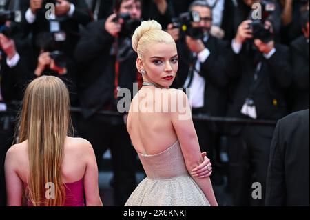 Cannes, Frankreich. Mai 2024. Anya Taylor-Joy nimmt am 77 15. Mai 2024 im Palais des Festivals in Cannes, Frankreich, an der Filmvorführung „Furiosa: A Mad Max Saga“ („Furiosa: A Mad Max Saga“) &amp; Red Carpet Teil. Quelle: Live Media Publishing Group/Alamy Live News Stockfoto