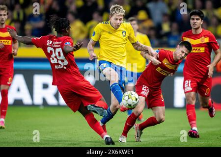 Dänemark. Mai 2024. Broendby IF ist Nicolai Vallys und Oliver Villadsen des FC Nordsjaelland während des 3F Superliga-Spiels zwischen Broendby IF und FC Nordsjaelland im Broendby Stadium in Broendby am Mittwoch, den 15. Mai 2024. (Foto: Mads Claus Rasmussen/Ritzau Scanpix) Credit: Ritzau/Alamy Live News Stockfoto