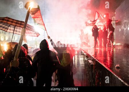 Torino, Italien. November 2023. Alcune immagini della fiaccolata per la Nakba organizzata dai movimenti ProPalestina presso Palazzo Nuovo a Torino, Italia - Cronaca - 15 Maggio 2024 - (Foto Giacomo Longo/LaPresse) einige Bilder der von den pro-palästinensischen Bewegungen im Palazzo Nuovo in Turin organisierten Fackelprozession für die Nakba, Italien - Chronik - 15. Mai 2024 - (Foto Giacomo Longo/LaPresse) Credit: LaPresse/Alamy Live News Stockfoto