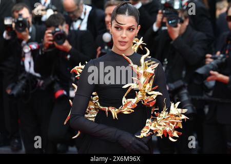 15. Mai 2024, Cannes, Frankreich: IRIS MITTENAERE nimmt an der Premiere von Furiosa: A Mad Max Saga während des 77. Cannes Filmfestivals Teil. (Kreditbild: © Mickael Chavet/ZUMA Press Wire) NUR REDAKTIONELLE VERWENDUNG! Nicht für kommerzielle ZWECKE! Stockfoto
