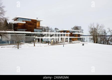 Buchheim Museum of Fantasy mit Schnee im Winter, Bernried, Starnberger See, Fünfseenland, Pfaffenwinkel, Oberbayern, Bayern, Deutschland Stockfoto