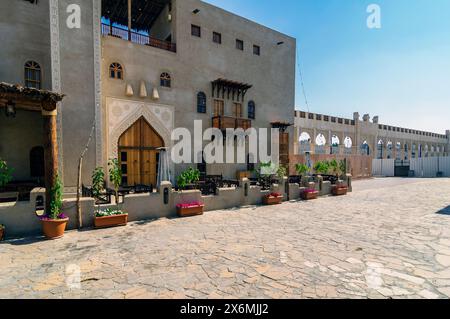 Blick auf Hofuf im Osten Saudi-Arabiens, Gouvernement Al-Hasa in der Provinz Ash-Sharqiya. Stadtzentrum der Oase al-Hasa. Stockfoto