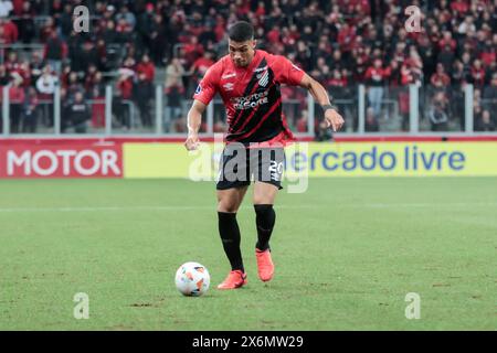 Curitiba, Brasilien. Mai 2024. PR - CURITIBA - 15/05/2024 - CUP SUL-AMERICANA 2024, ATHLETICO-PR x DANUBIO - Julimar, Athletico-PR-Spieler während eines Spiels gegen Danubio im Stadion Arena da Baixada für die Copa Sul-Americana 2024 Meisterschaft. Foto: Robson Mafra /AGIF Credit: AGIF/Alamy Live News Stockfoto