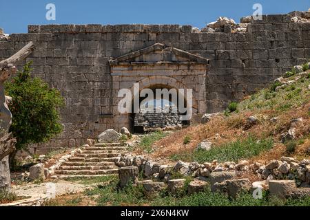 Die Göttin Leto gebären ihre Zwillingskinder Artemis und Apollo in Delos und kommt dann an den Ort, an dem der Xanthos River den Fluss erreicht Stockfoto