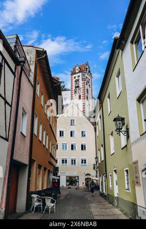 Füssen, Deutschland - 14. August 2023: Malerisches Stadtzentrum von Füssen, Bayern, Süddeutschland Stockfoto