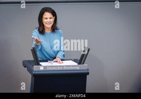 Annalena Baerbock, Bundesaussenministerin, aufgenommen waehrend einer Rede im Deutschen Bundestag in Berlin, 16.05.2024. Berlin Deutschland *** Annalena Baerbock, Bundesaußenministerin, aufgenommen während einer Rede im Deutschen Bundestag in Berlin, 16 05 2024 Berlin Deutschland Copyright: xJulianexSonntagxphotothek.dex Stockfoto