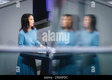 Annalena Baerbock, Bundesaussenministerin, aufgenommen waehrend einer Rede im Deutschen Bundestag in Berlin, 16.05.2024. Berlin Deutschland *** Annalena Baerbock, Bundesaußenministerin, aufgenommen während einer Rede im Deutschen Bundestag in Berlin, 16 05 2024 Berlin Deutschland Copyright: xJulianexSonntagxphotothek.dex Stockfoto