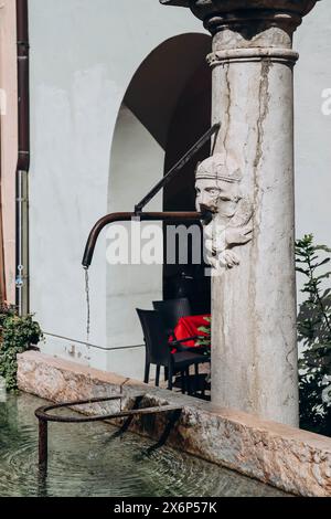 Neumarkt, Italien - 17. August 2023: Stadtzentrum von Neumarkt (Egna), einem Dorf in Südtirol in Norditalien, etwa 25 Kilometer südlich von Th Stockfoto