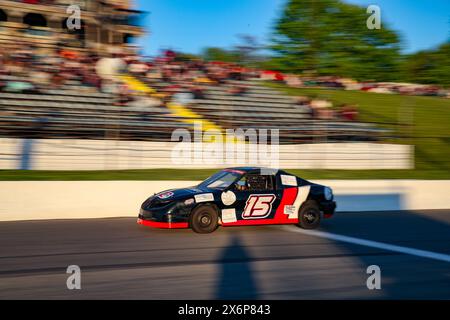 Delaware, Kanada. Am 10. Mai 2024 öffnet der Delaware Speedway die Türen für den Auftakt der 72. Staffel. Bone Stock Driver Sterling Roberts (15) von Ingersoll Stockfoto