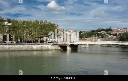 Die Pont de la Feuillée, eine Brücke über den Fluss Saône in Lyon Stockfoto