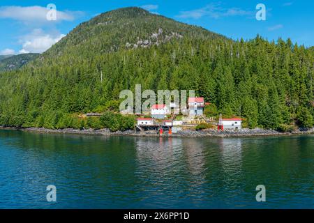 Boat Bluff Lighthouse entlang Inside Passage Cruise, British Columbia, Kanada. Stockfoto