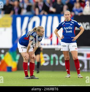 Oslo, Norwegen. Mai 2024. Oslo, Norwegen, 15. Mai 2024: Spieler von Valerenga sehen enttäuscht aus, nachdem sie das Fußballspiel der Toppserien League zwischen Valerenga und Rosenborg in der Intility Arena in Oslo, Norwegen verloren haben (Ane Frosaker/SPP). /Alamy Live News Stockfoto